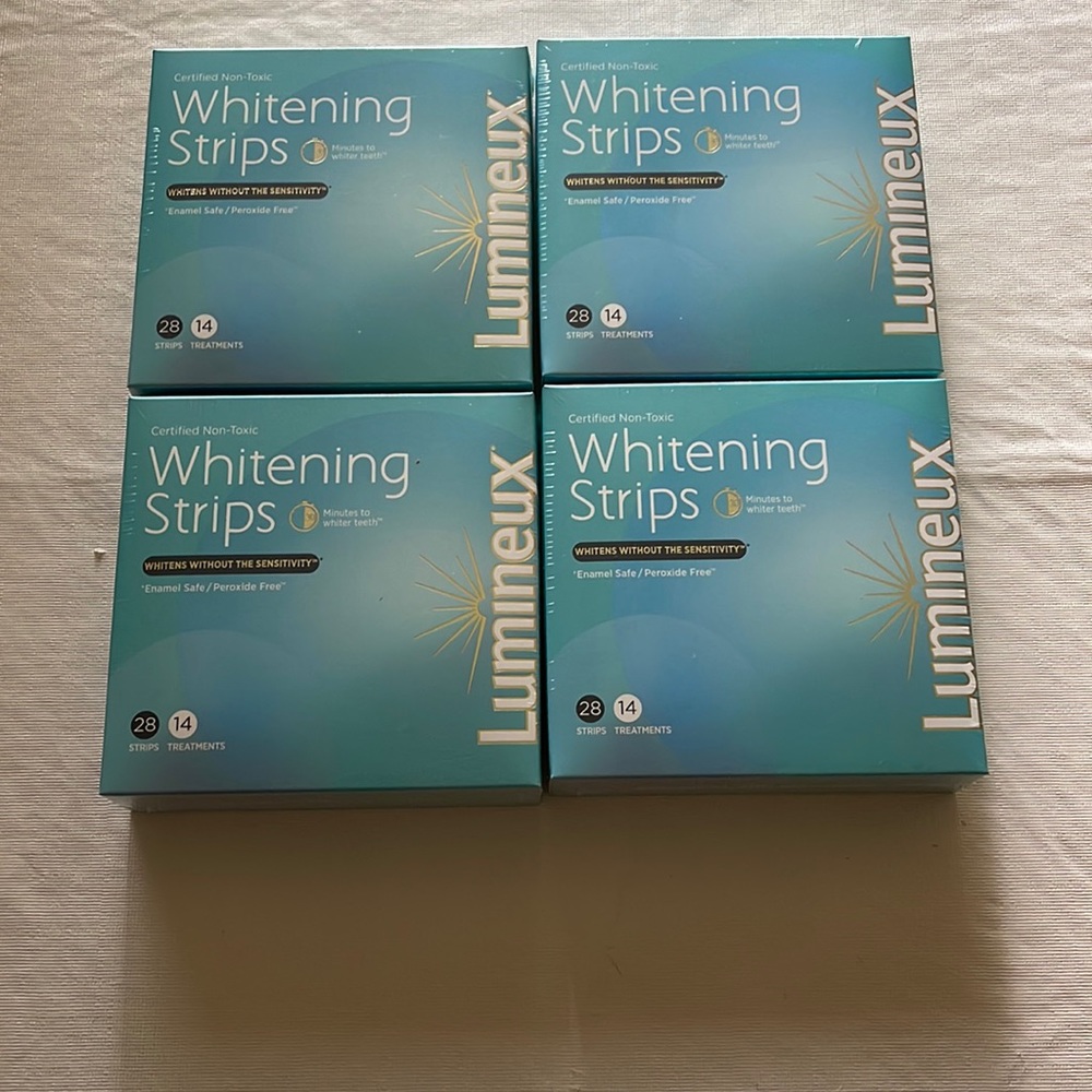 Teeth whitening strips